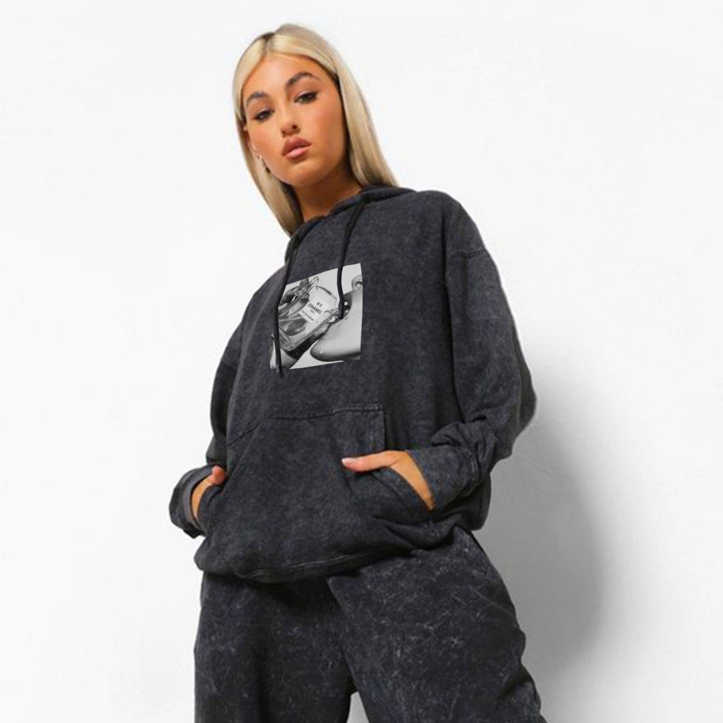'Chanel N5' graphic Acid wash Regular fit Hoodie