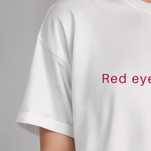 'Red eyes, big smile' Oversized Unisex T-Shirt