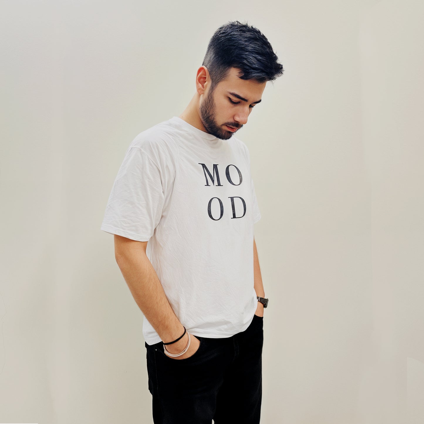 'MOOD' White Oversized T-Shirt