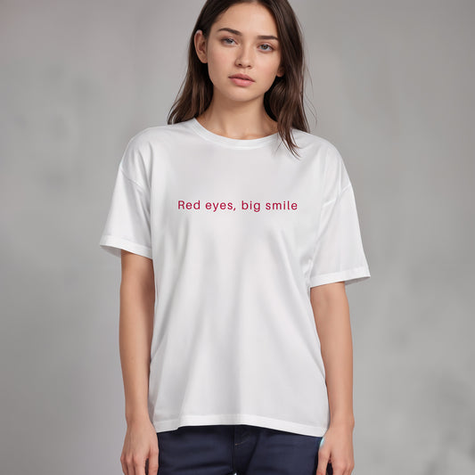 'Red eyes, big smile' Oversized Unisex T-Shirt